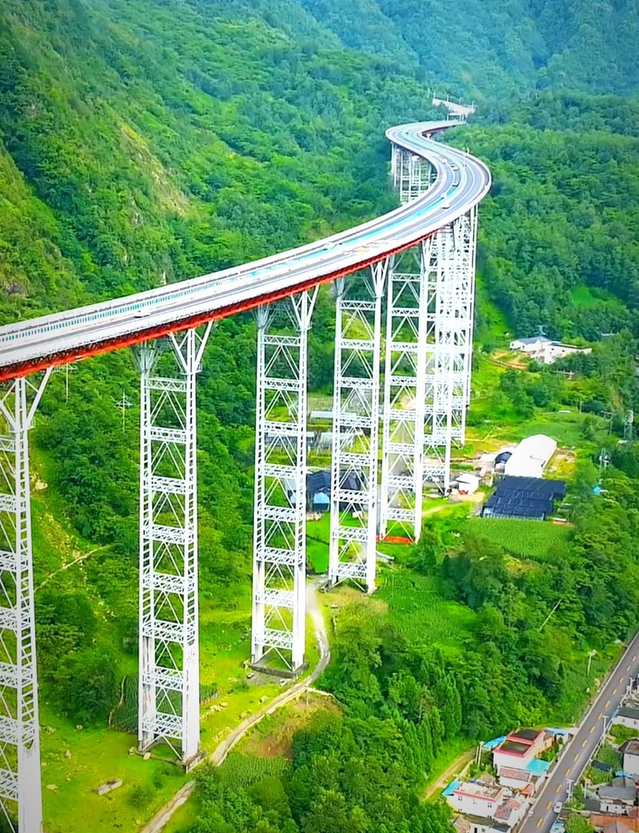 China Bridge Column by steel Truss