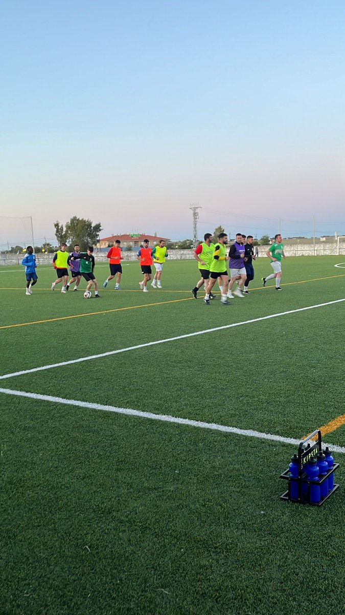 CP_Brocense's tweet photo. 🧐🎯𝐎𝐛𝐣𝐞𝐭𝐢𝐯𝐨 ➡️ 𝐃𝐨𝐦𝐢𝐧𝐠𝐨⚽️ https://t.co/mjsNXzjAQN