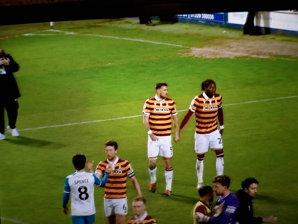 FT Barrow 1-2 Bradford Bradford with a 90th min winner after a brilliant last 15 mins when both sides went for it. Barrow look nervous and devoid of confidence in the 1st half, but played much better after they were gifted an equaliser by a Bradford keeper howler after an hour.