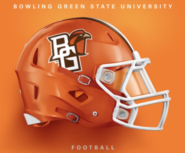 Thanks to @ErikCampbell from @BG_Football for stopping by Basha!! 🐻💪 @BashaAthletics @MarquesReischl