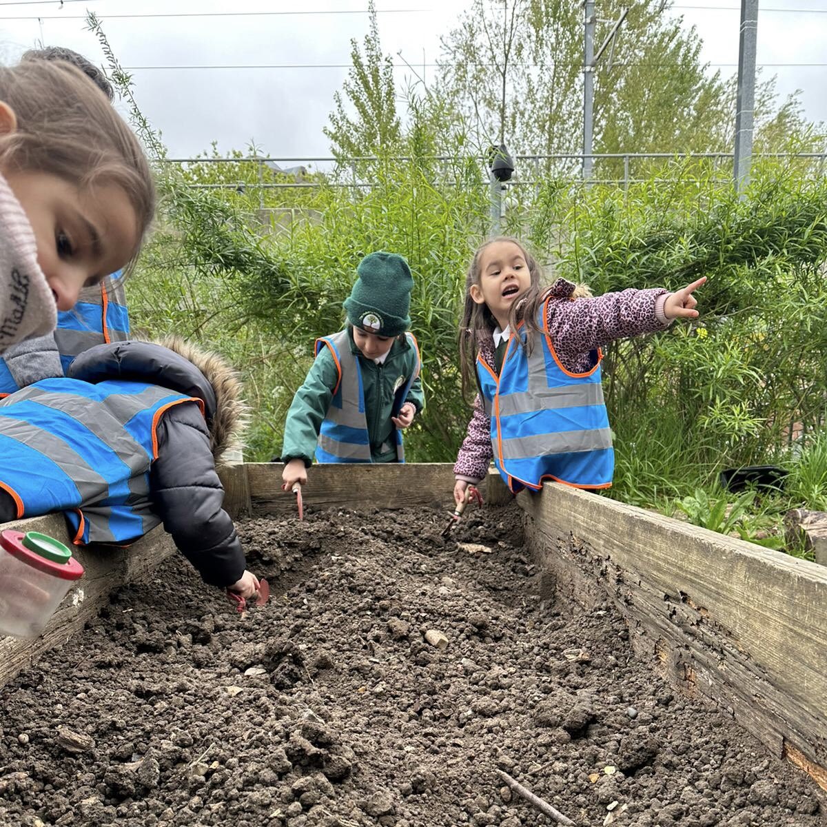 Year 1 had an incredible experience at @E17Wetlands today to support their learning of plants in Science 🪴