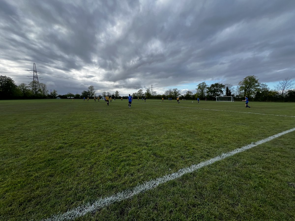 Result: @BurwellSwiftsFC 0 - 2 Somersham Goals: Luke Pettit & Robbie Read A 18:15 kick off away to Burwell was never going to be easy but we came away with a good performance and win tonight ⚽️⚽️