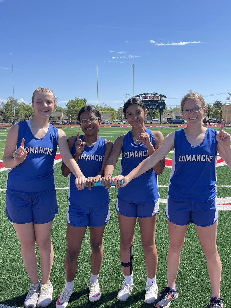8th girls 4x100 take 1st! @ComancheCoyote