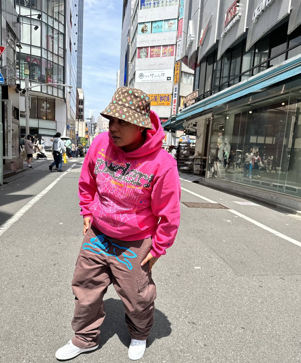 Nij2Fly's tweet photo. 🈯️🗼🈷️🍡🈳 https://t.co/9vNRBfJhCL