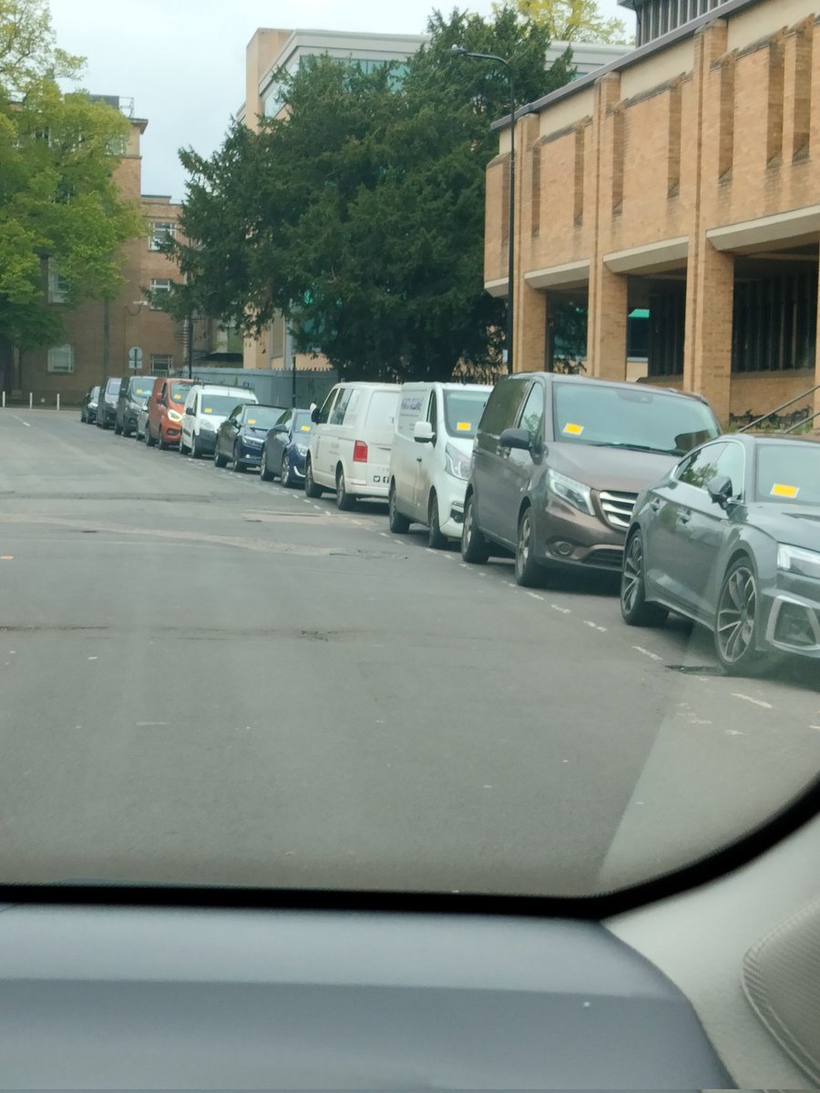 SdaOxford's tweet photo. It's the end of the month, which means increased parking enforcement. Be sure you're parked legally to avoid a ticket! #ParkingTips #EndOfMonth https://t.co/uCArTLeD9t