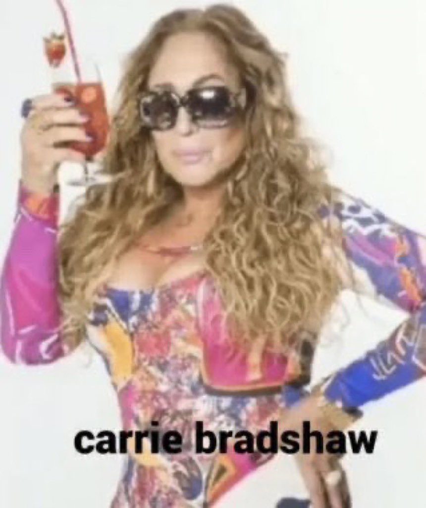 clrixxx's tweet photo. Nossa o meu maior odio em sex and the city é a carrie da moral pro vacilao do mr big https://t.co/3huVGPJvVu