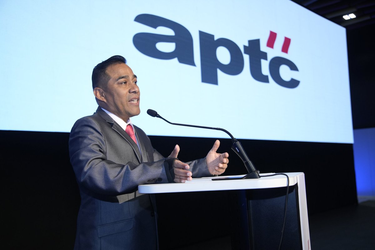 APTCPERU's tweet image. 📲 ¡La Cumbre APTC 2024 ha comenzado con las motivadoras palabras de nuestro presidente, Wilson Valle, y el Gerente General, César Segura.

 #CumbreAPTC2024 #Innovación #conectividad