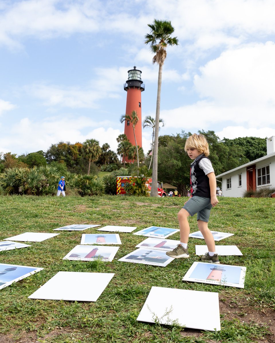 Nature can benefit people with autism by improving emotional state & increasing cognitive ability. Staff at Jupiter Inlet host a sensory-friendly event for children on the autism spectrum & families. Learn more ➡️ ow.ly/fL1x50RmC9M. @blm_es 📸 Coastal Click Photography