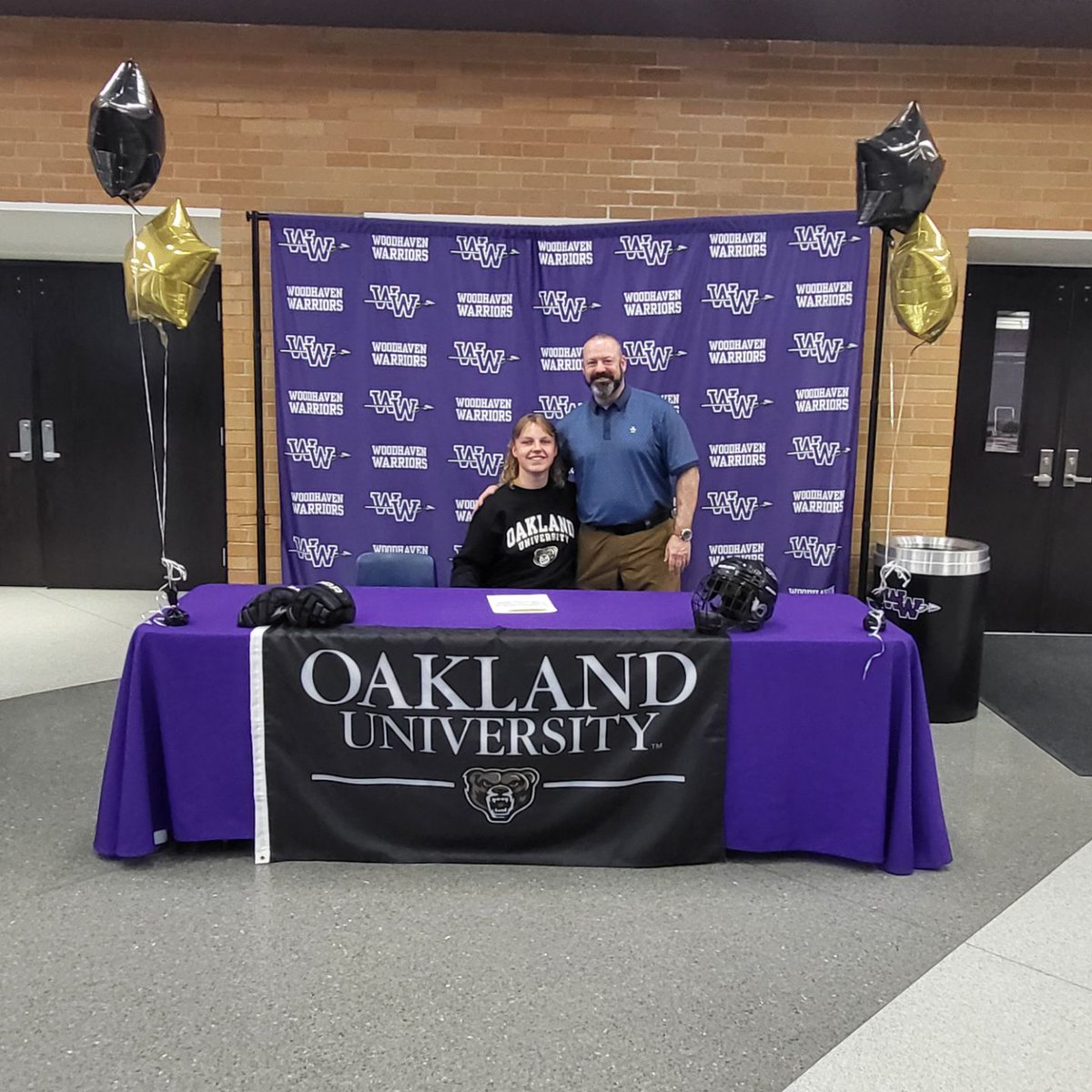 WoodhavenHigh's tweet photo. Congratulations to James Olbrich to play ACHA D1 Hockey for Oakland University.  Outstanding student athlete getting the job done in the classroom, with over a 3.7GPA and getting the job done on the ice rink.   Best of luck to James in the future and OU is lucky to have you. https://t.co/99D9m9n8jR