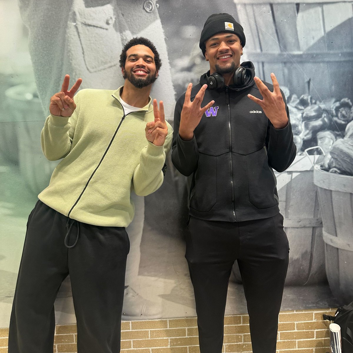 NFL's tweet image. Landed safely in Detroit 😅

@RomeOdunze @CALEBcsw