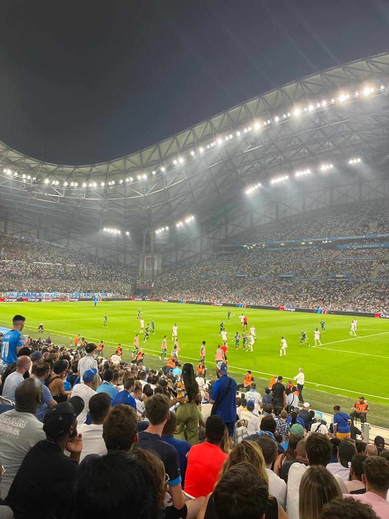 Ottmandemonti34's tweet photo. Deux places dispo pour #OMOGN #OMNICE pour demain soir au vélodrome ! Prix intéressant 30 euro les deux en jean Bouin je suis abonné aucune arnaque la #TeamOM #Marseille #Velodrome #Ligue1 #Match #Ticket #Biller #nice https://t.co/Xn6bq426qK