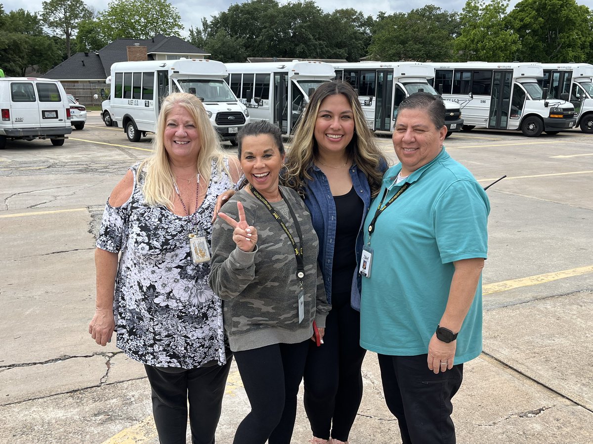 vdlewis's tweet photo. Thank you to the @AliefISD transportation department staff for all you do in getting our kids to and from school safely! #SchoolBusDriversDay https://t.co/HT4T7uJg0A