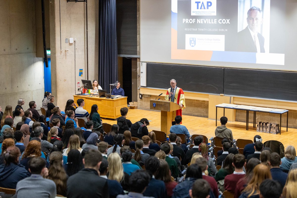 Yesterday, @tcddublin announced 73 new Scholars and Fellows. Today, TAP celebrated 250 Scholars Ireland graduates. All 2nd year school students from across Dublin. Special thanks to Registrar Prof Neville Cox & congratulations to all the new Scholars and Scholars Ireland Grads