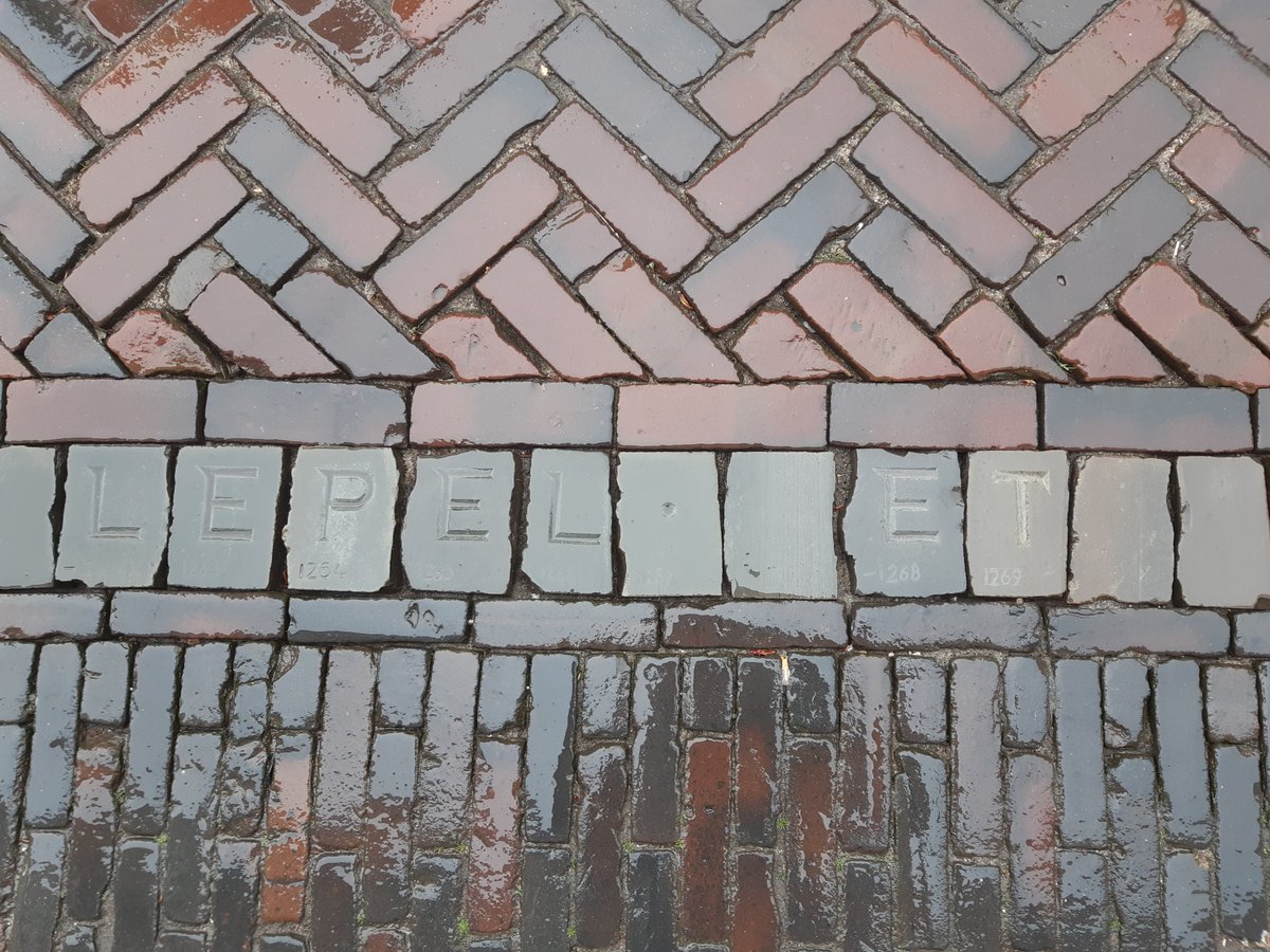 Roman Krznaric tweet media