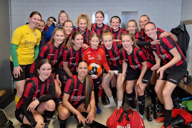 OJCROSMALEN's tweet photo. VR1 speelt op donderdag 9 mei (Hemelvaartsdag) om 11.00 uur, voor het eerst in de geschiedenis, de districtsbekerfinale! 🏆

Tegenstander op het veld van @vv_trinitas Oisterwijk is stichting @gvvunitas/@GJS_Gorinchem/@vvheukelum. https://t.co/IoVhrwvIzE