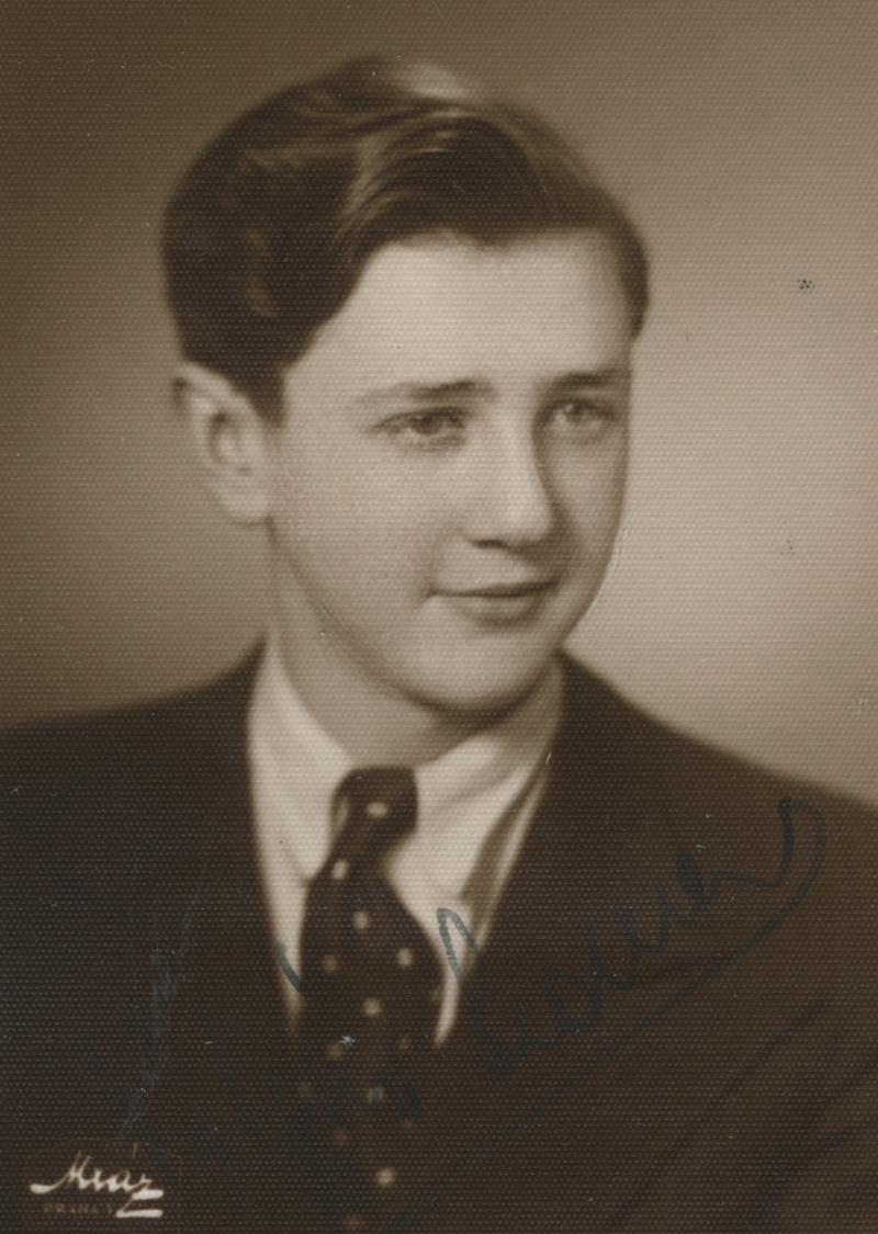 23 April 1923 | Czech Jew, Vilém Lederer, was born in Prague. He was deported to #Auschwitz from #Theresienstadt ghetto on 28 September 1944. He did not survive.