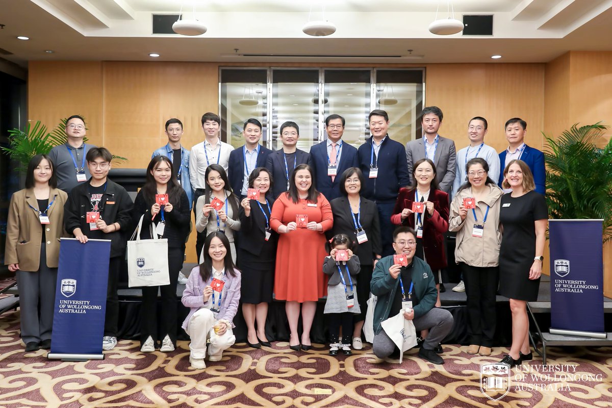 #UOW alumni met in the heart of #Beijing this week for nostalgia and connection at our social mixer event. 🇨🇳 #UOWAlumni #ThisIsUOW