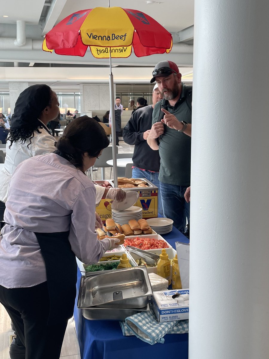 Chicago dogs in the @fly2ohare @united club today!!! Always a fan favorite!