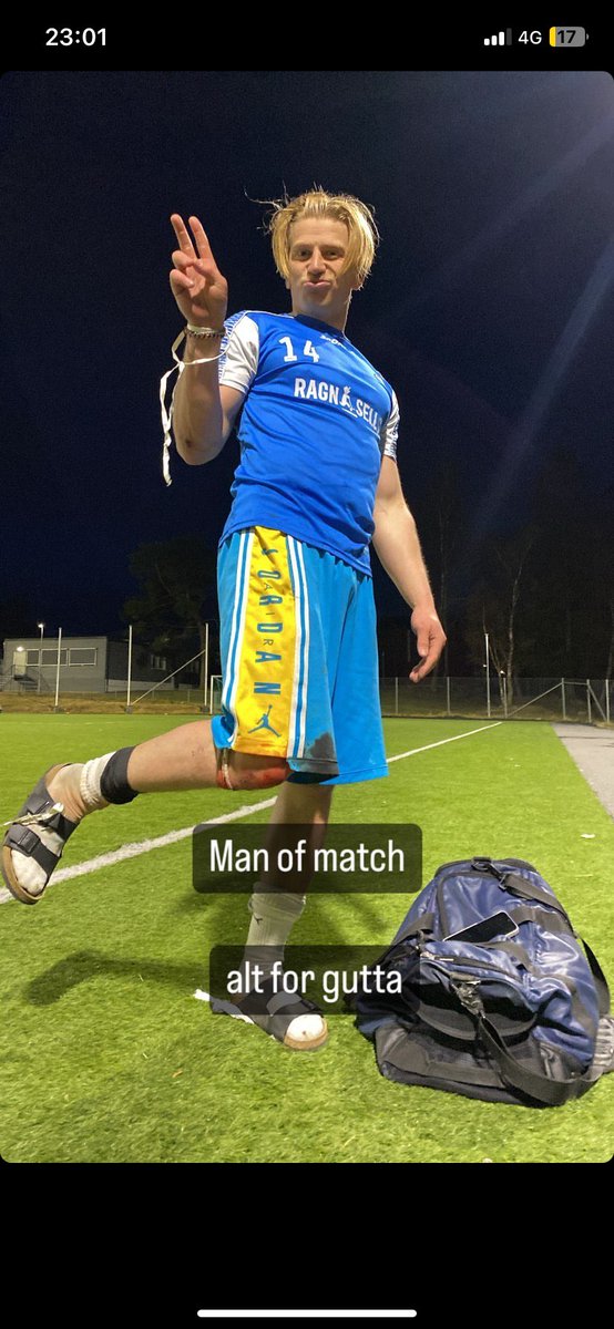 NMBUI_Herrer's tweet photo. Ny seier!💙🤘🏻

En unødvendig spennende 2-1 seier bort mot Tune, men vi tar den! Styrer meste av spillet i 1.omg og får 2-0 i 2.omg. Etter uheldig mål i mot får Tune blod på tann og pumper omtrentlig 500 baller i boksen, uten at det blir store farligheter💪🏻

💙FORZA NMBUI💙 https://t.co/DjkXyAOqjI