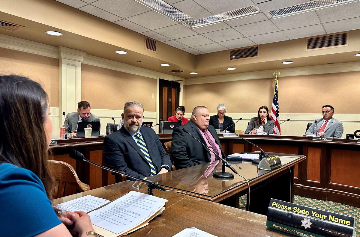 #AB3043 (Silicosis Prevention Act), a life-saving measure for countertop workers esp. in my district, passed out of the Judiciary Committee! TY @keithdunn1 @CA_Bldg_Trades, Glenn w/ the Silica Safety Coalition, and @CountyofLA for your support.