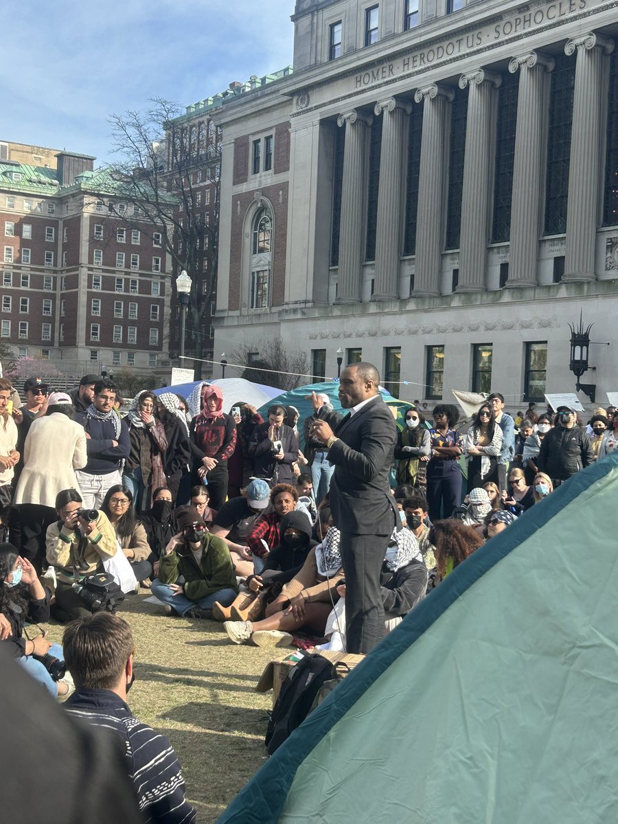 Thank you @marclamonthill for stopping by the Columbia encampment to share your wisdom and teach the students about sumud