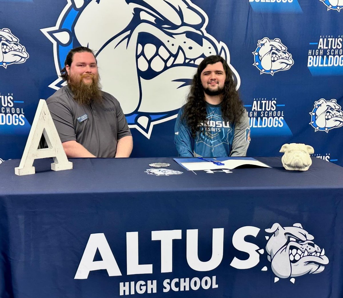 SWOSUEsports's tweet photo. Very excited to add JD Gann to our smash roster next semester! @AltusHigh @EsportsOklahoma https://t.co/VY6fec2TSn