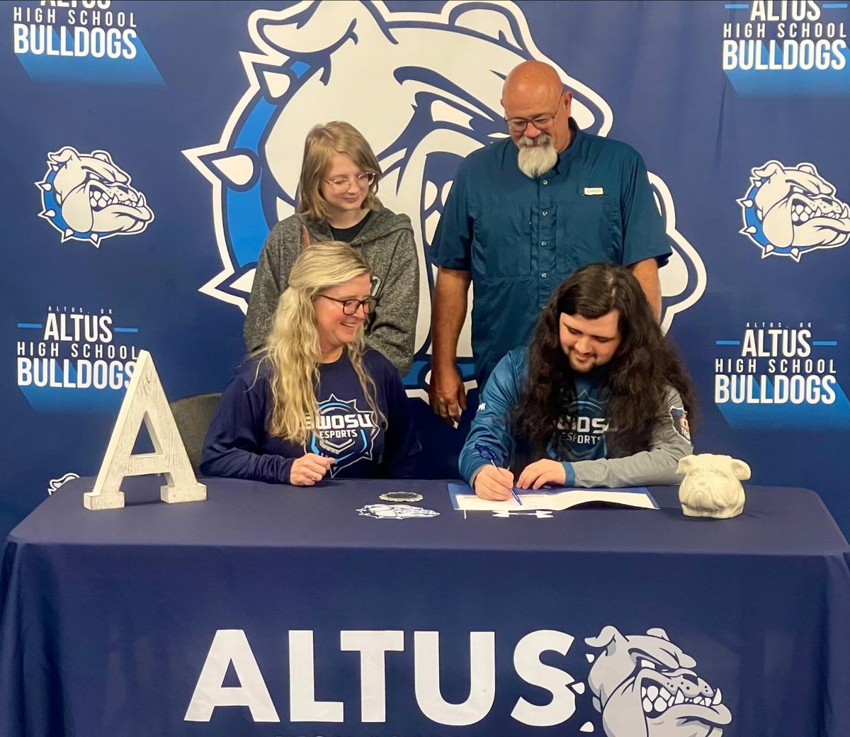 Very excited to add JD Gann to our smash roster next semester! <a href="/AltusHigh/">AHS Confessions</a> <a href="/EsportsOklahoma/">Oklahoma Scholastic Esports</a>