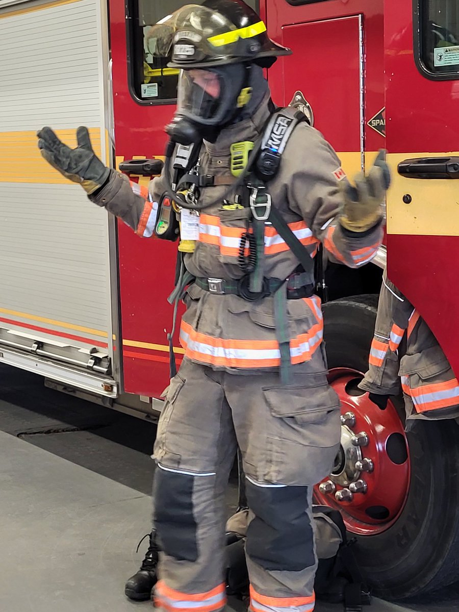 Thank you to the firefighters at Station 225 for hosting our Gr1/2 class today as we continue learning about Our Local Community. ⁦<a href="/TDSB_JGWorkman/">J. G. Workman P.S.</a>⁩ is grateful for a great team protecting us. What a wonderful neighborhood walk is was! ⁦<a href="/EmmanuelP_1/">Emmanuel Peter</a>⁩ ⁦<a href="/LC3_TDSB/">TDSB LC3</a>⁩