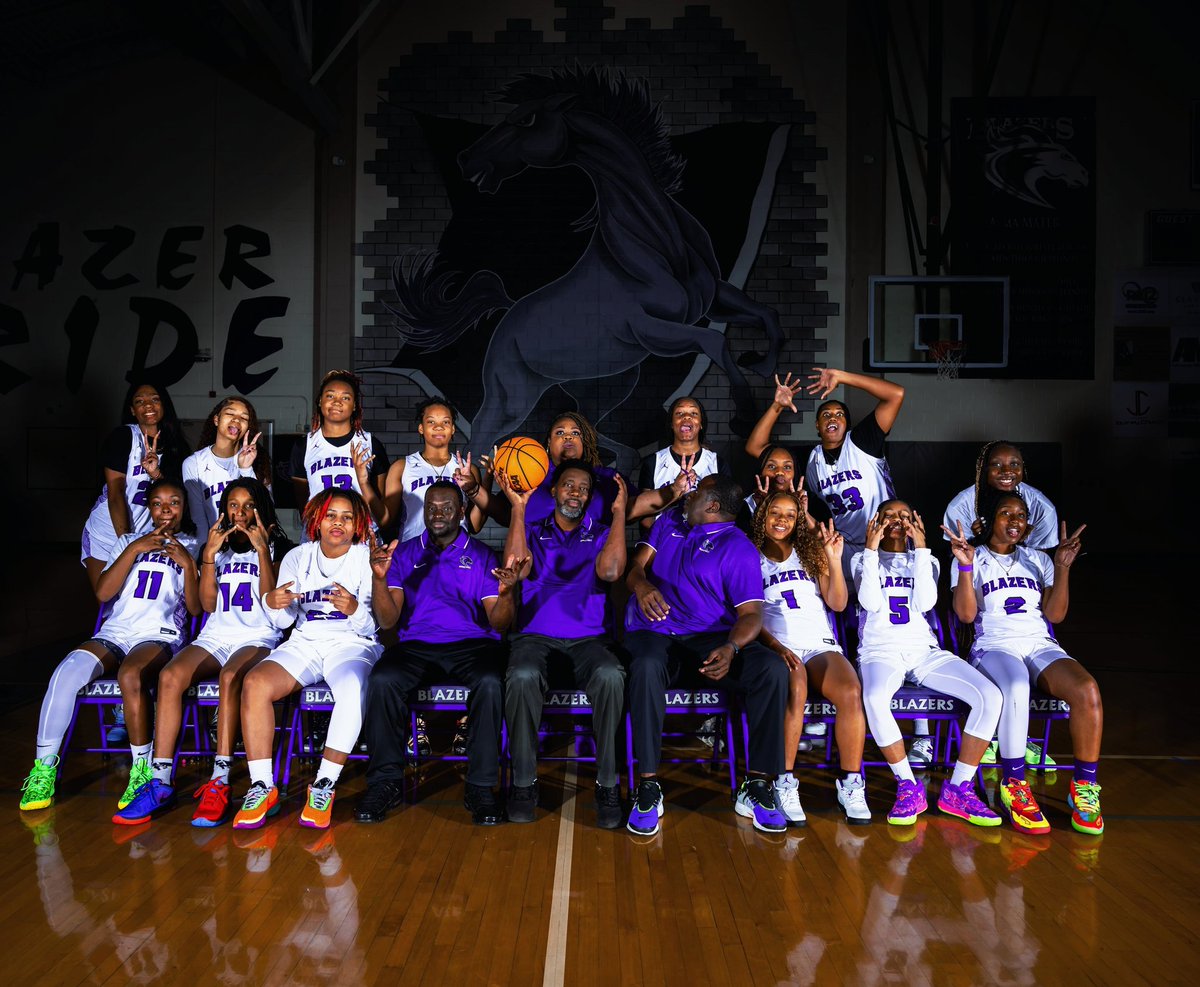 Ridge View Lady Blazers would love your support as we prepare for summer and our upcoming 24/25 season!  To make a donation, please visit the following link. Three different options available:   tinyurl.com/rvgirlshoops or RidgeViewSports.com (click on tickets)