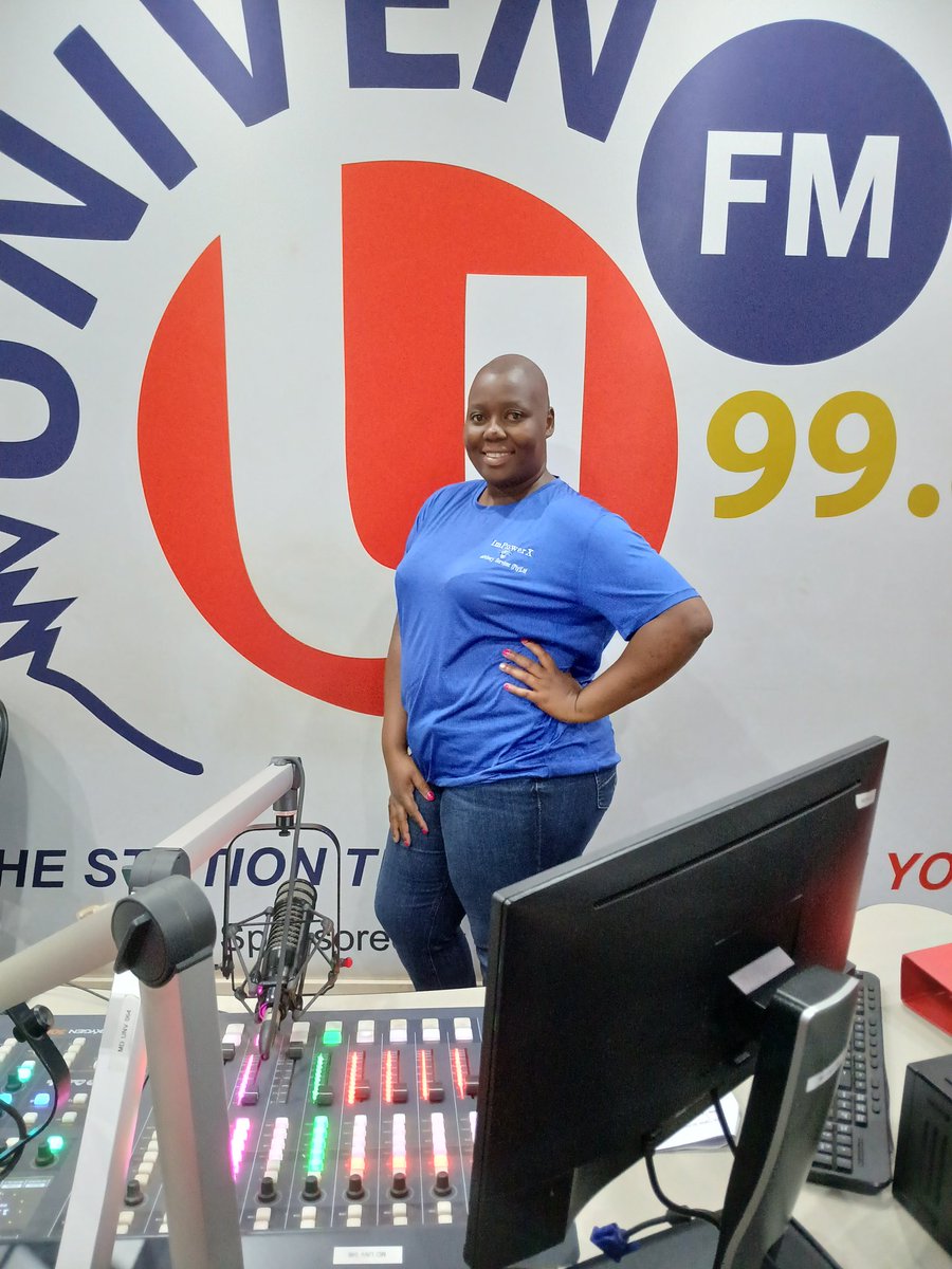 I had the absolute pleasure of joining Ronewa on Lunch Time Experience on @UnivenFM, where we were talking financial literacy. 

Thank you Univen FM and @Univenofficial (University Of Venda)

#FinancialLiteracy #RadioInterview #UnivenFM #EmpowermentThroughEducation'