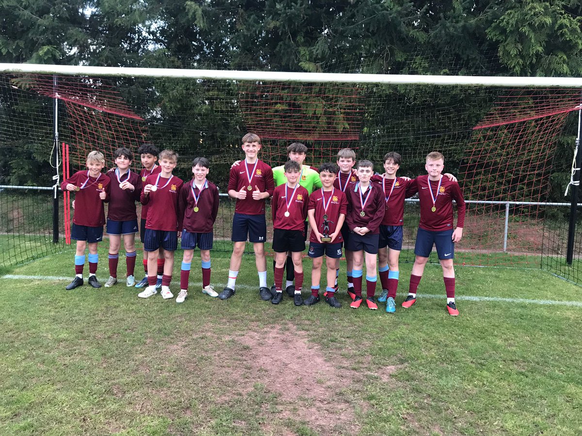 Congratulations to our #Year8 football team who became back to back area champions tonight. A 4-1 victory against Castle ⚽️⚽️⚽️ Ki Scorse and ⚽️ from Jack Fearne