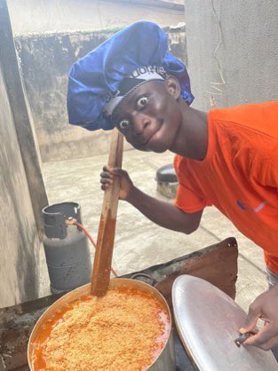 dfwkaiser's tweet photo. Chelsea fans look between A and D
That’s what you guys are seeing right now 😭😭😹😹💔#ChelseaFC #Arsenalvchelsea 😌 https://t.co/zDnQivCYhX