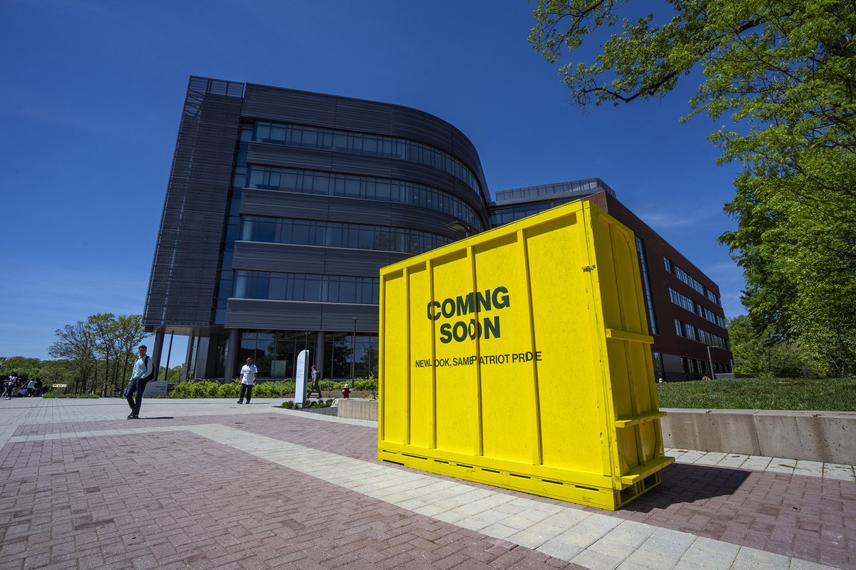 The countdown is on! Something 𝙙𝙞𝙛𝙛𝙚𝙧𝙚𝙣𝙩 is coming in 2️⃣ days, Patriots! #MasonNation 💚💛 04.25.24 gmu.edu 📷: OUB
