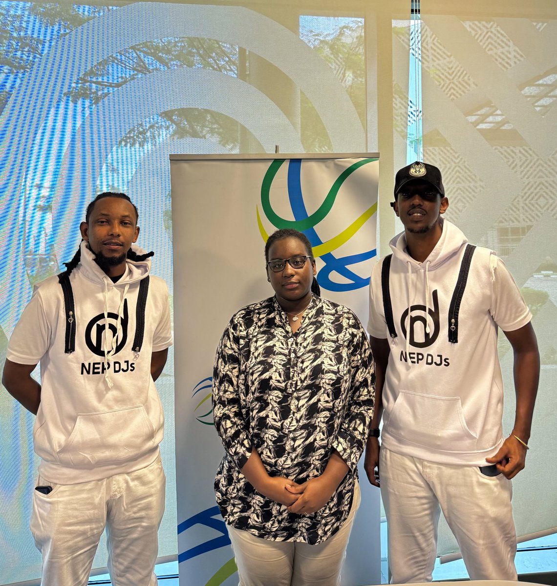 ferwabaRW's tweet image. The party’s coming to the court🎶🏀🔥! 

Today, FERWABA has signed an MOU with @NepDjs , A 2-year agreement of partnership.  This collaboration aims to amplify the entertainment aspect of our basketball events, ensuring an engaging experience for fans and players alike. 🎶🏀…