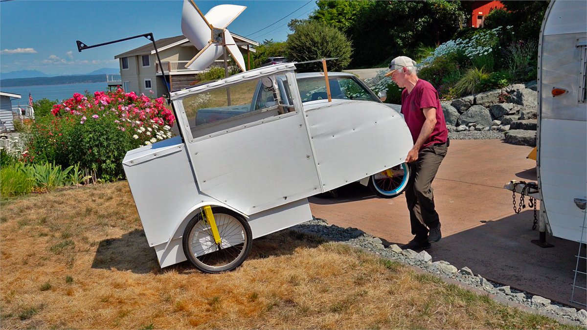 Boeing retiree & micro-shelter designer Paul Elkins wanted to go beyond trailers: his Pedal RV turns from bike into bedroom, kitchen, bathroom, & lounge, in a little larger space than him, all at 0.00025 of vanlife cost. Watch the video by @kirstendirksen faircompanies.com/videos/boeing-…