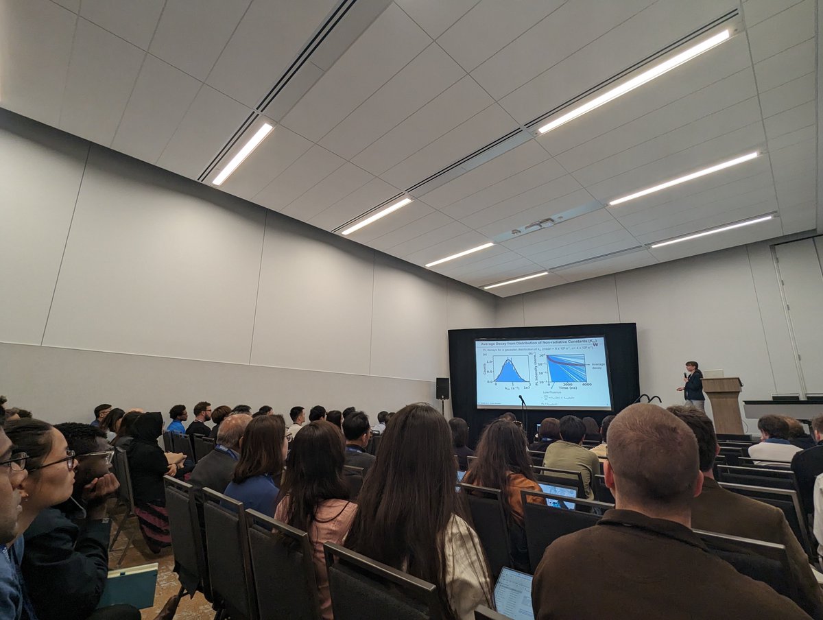 If you were one of the few to miss @margheritaddei's talk (look at the packed out room!), track her down if you want to discuss kinetic modelling of recombination in thin-film semiconductors (particularly wide-bandgap perovskites for tandems).