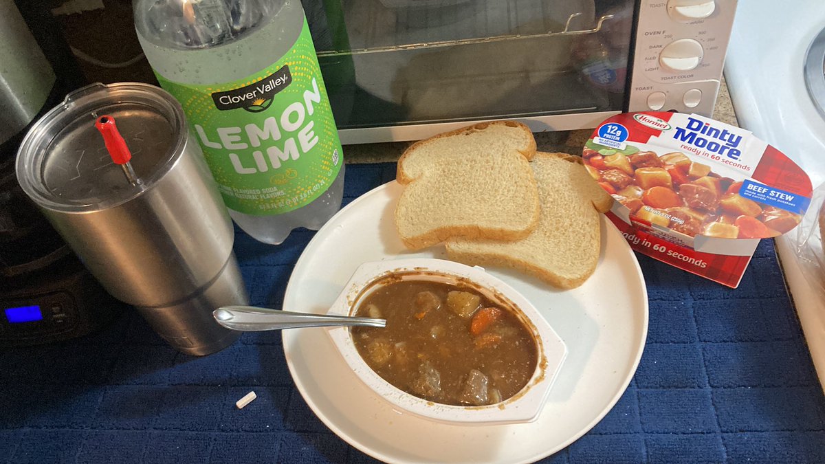 Time for lunch and another anxiety med!🤨😳 Having Hormel Compleats Dinty Moore beef stew, some bread, and Clover Valley lemon lime soda!😋🤙🏽😎🌴🪖🇺🇸🦅