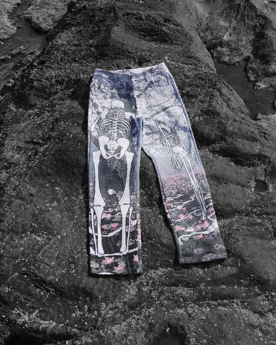 Artifice. tweet media