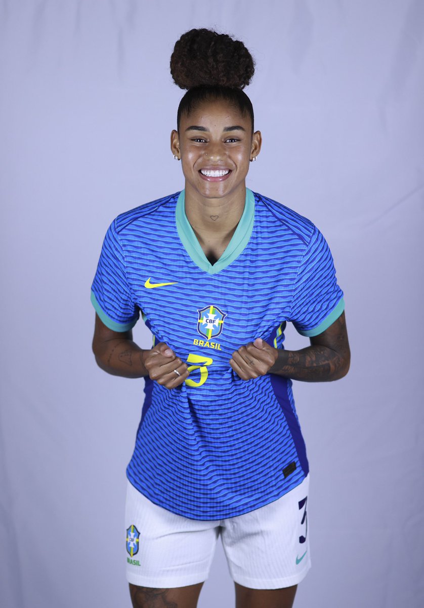 HOUSTON DASH SIGN BRAZILIAN INTERNATIONAL  FOR $500K TRANSFER FEE 🇧🇷

20-year-old center back Tarciane has officially joined the @HoustonDash on a record deal that will keep her in Houston through the 2026 season💪🧡

Tarciane scored 3 goals in the SheBelieves Cup this year 👀