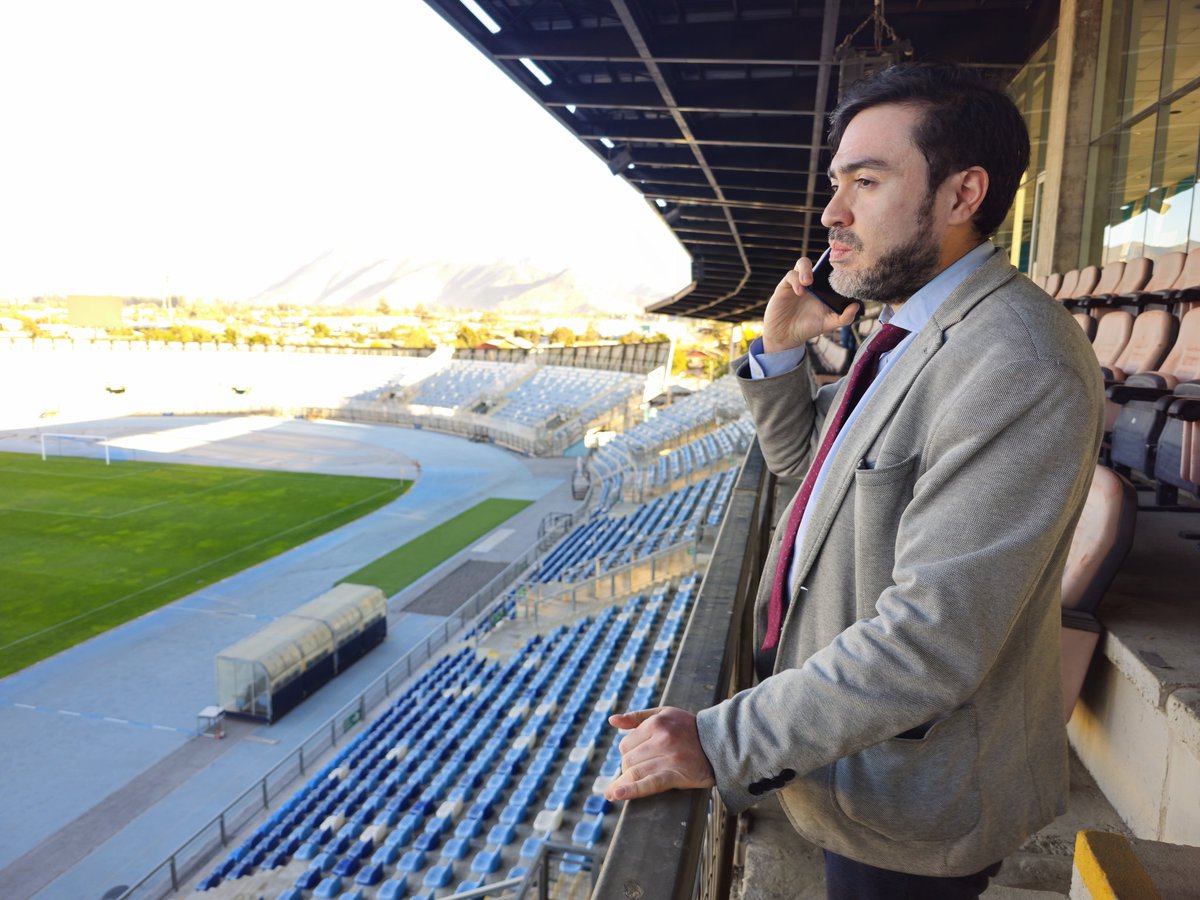 🎙 Seguimos informando a las y los trabajadores de O'Higgins! 💪 👉 Seremi Jaime Chamorro conversó con Radio La Otra Estación FM de la comuna de Litueche, para aclarar las dudas de sus auditores e informar todos los alcances de la entrada en vigencia de la ⏰️ #Ley40Horas.