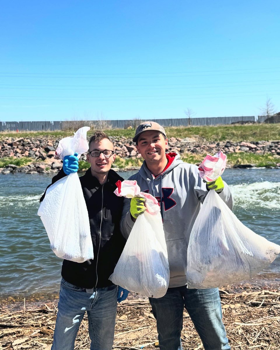 ACC_DenverCO's tweet image. This Earth Day, thousands of ACC members nationwide teamed up for a big cleanup. Heartfelt thanks to all the volunteers who really stepped up—your hard work truly made a difference and keeps our country beautiful.

#cleanupamerica #ACCshowdown #conservativeconservation #EarthDay