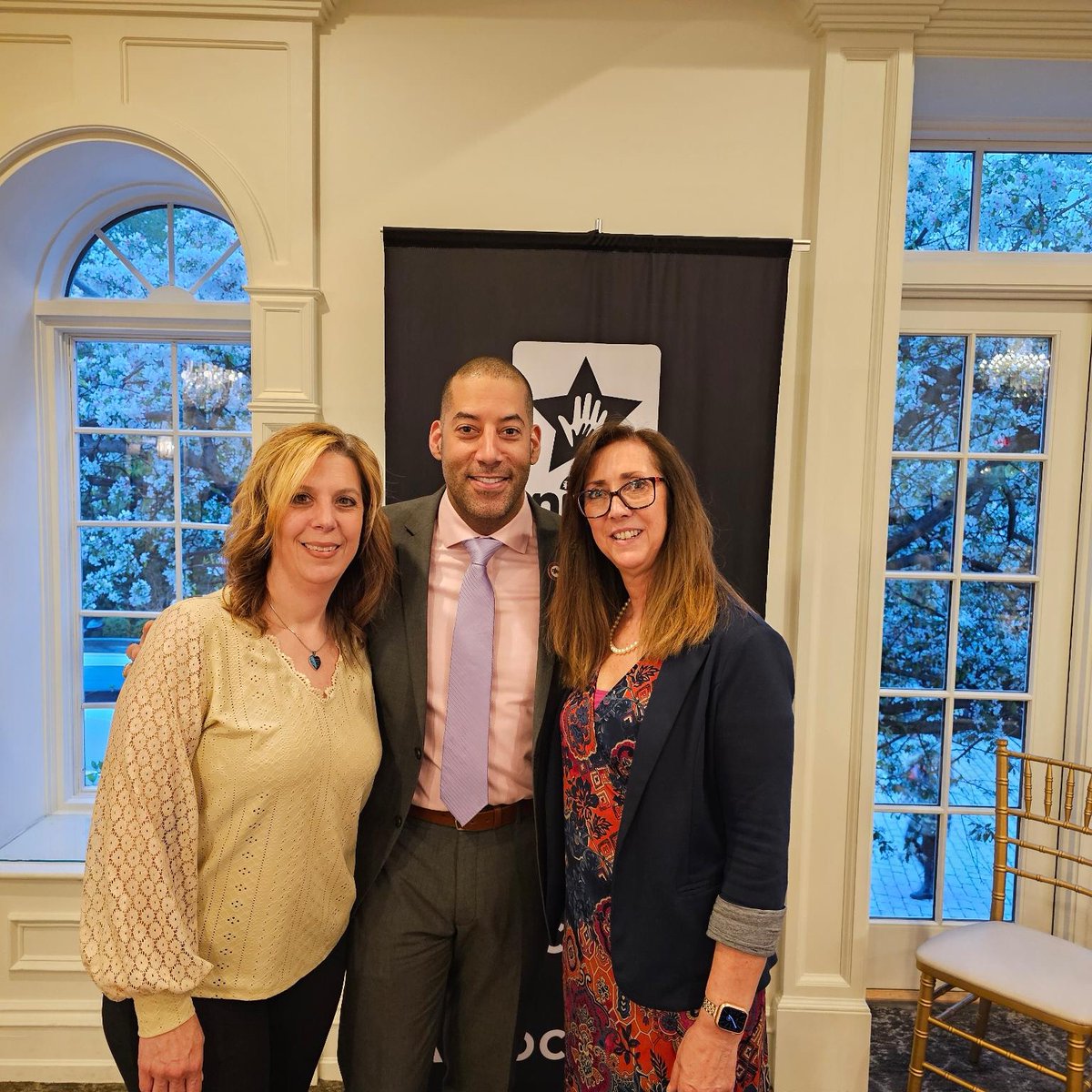 SpillerForNJEA's tweet image. What an absolute privilege it was to attend the Essex County Education Association's Annual Legislative Dinner. I could feel the #MemberPower in the room 💪🏾 💪🏾 We're ready to do big things for educators across New Jersey! #WEareNJEA #UnionStrong