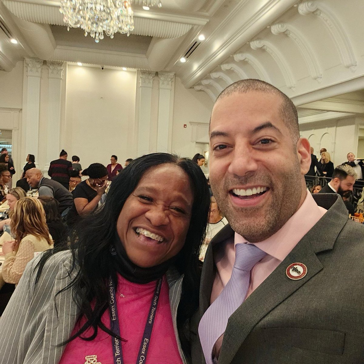 SpillerForNJEA's tweet image. What an absolute privilege it was to attend the Essex County Education Association's Annual Legislative Dinner. I could feel the #MemberPower in the room 💪🏾 💪🏾 We're ready to do big things for educators across New Jersey! #WEareNJEA #UnionStrong