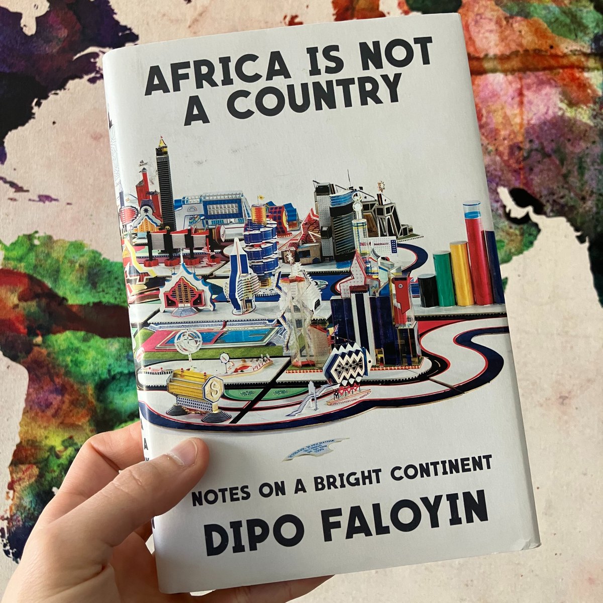 This #WorldBookDay, the (RED) team recommends @dipofaloyin’s “Africa is Not a Country,” which presents educational and entertaining insight into Africa's rich diversity, communities, and histories.