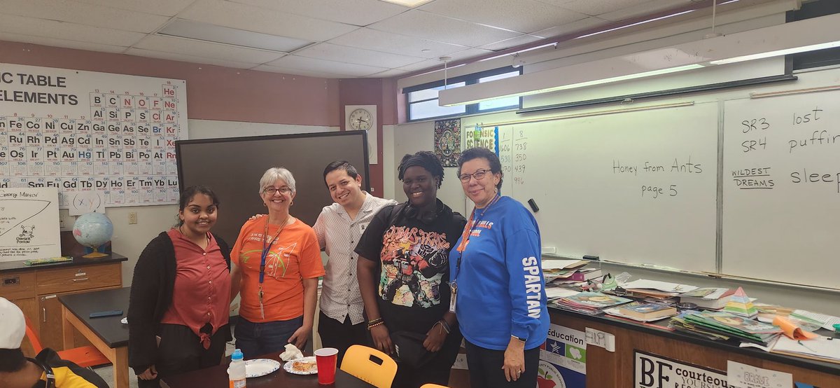 SpartanHhhs's tweet photo. Congratulations to Mu Alpha Theta member Juliana for winning first place in the #EasyasPi Scholarship Contest! Congrats to Alexandra for her second place finish! #SpartanNation thanks @Ecuapino from @iinkpayments for funding & hosting this annual competition. 🥧 @Principal_HHHS https://t.co/tsB4W2yi4N