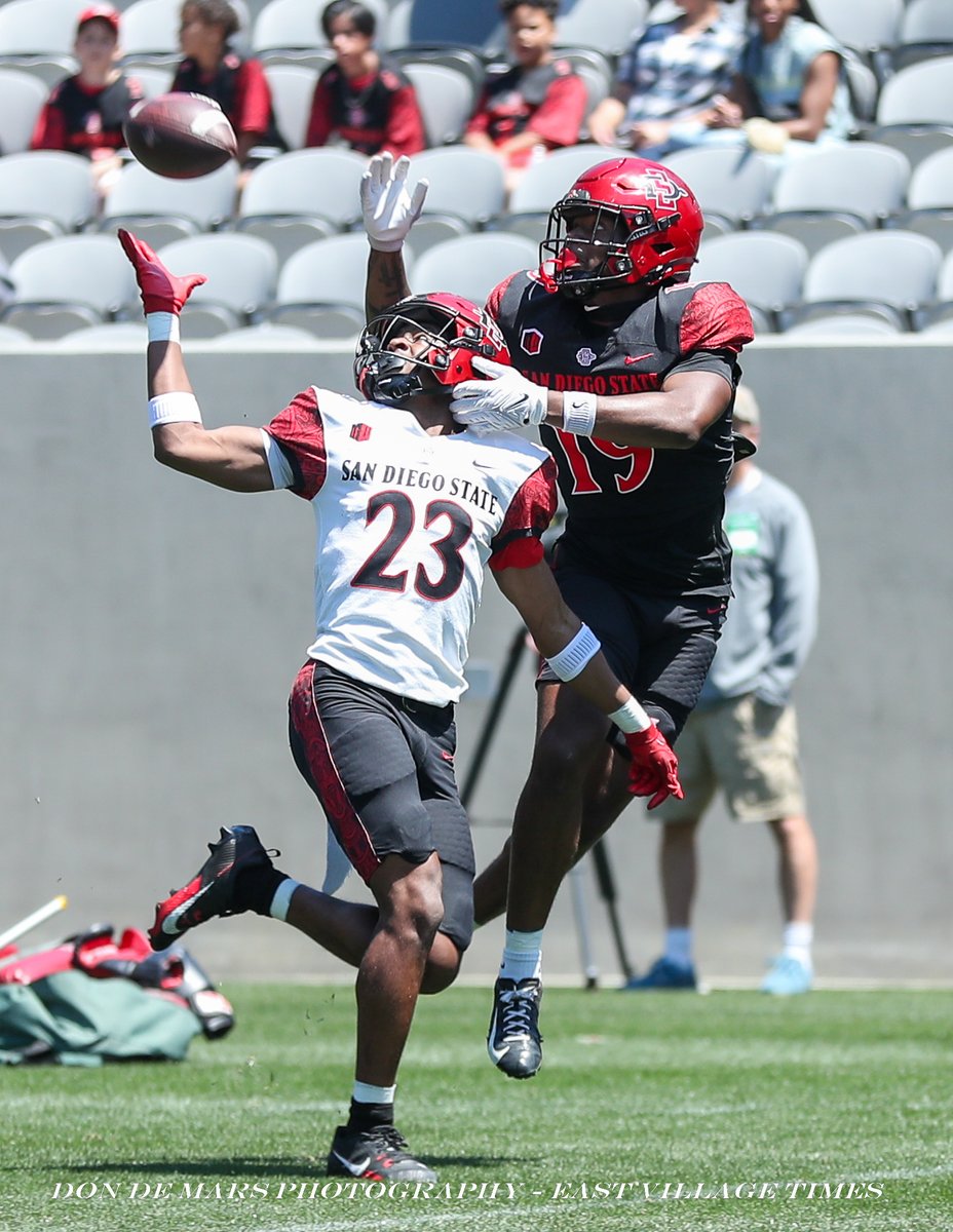 Aztecs in Action @AztecFB 19 Jordan Napier Wide Receiver 6'-1' 195 lbs Freshman Hometown Fontana, Calif. Jurupa Hills High 23 Isaiah Buxton @isaiah_buxton Cornerback 6'-0' 165 lbs Freshman Hometown San Diego, Calif. Mater Dei Catholic High @EVT_News @TheSDSUPodcast