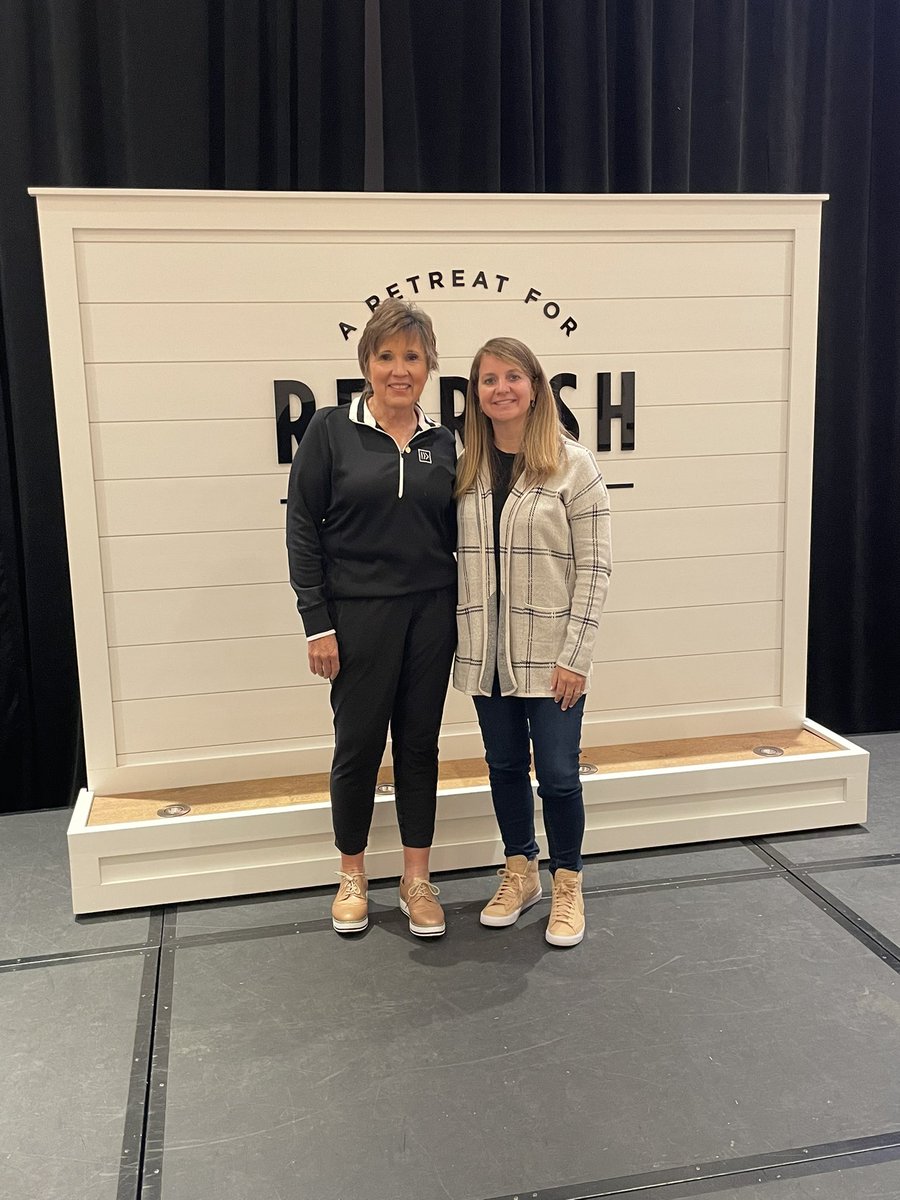 CatherineRenfro's tweet photo. These ladies are pastors wives who love Jesus, love His Church, and lead well by serving sacrificially. It’s a privilege to spend time with them! #RefreshPhilly
@NAMBEvangelism @NAMB_SBC https://t.co/jVtjd3wnIL
