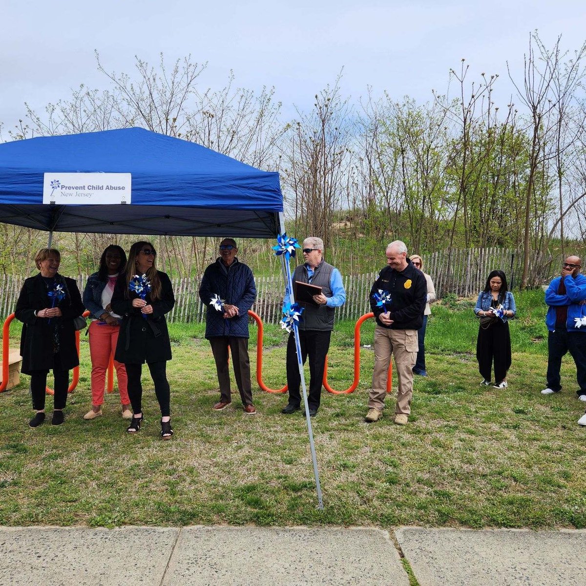 Over the weekend, we joined Prevent Child Abuse NJ in Middletown to plant pinwheels, a meaningful symbol in our ongoing efforts against child abuse. Together, we're cultivating a future where every child can thrive.

#CFHI #VNAHG #PreventChildAbuse