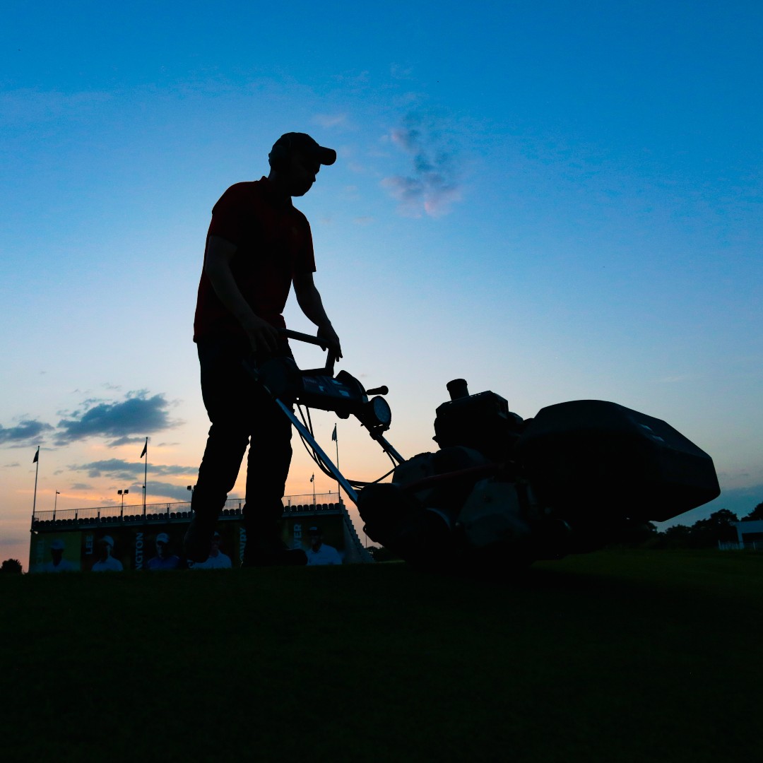 Embrace the joy of the game while the setting sun meets the green on Palmer North. Tee off after 3pm and soak up the magic of a Twilight tee-time 🎴 

🔗 to book teetimes.kclub.ie

#TheKClub #TimeToPlay #ThePreferredLife