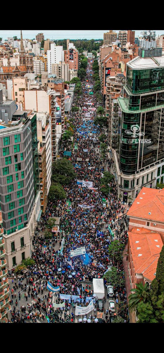 Oscar4476051876's tweet photo. Che @JMilei  ensancharon la vereda ???
🤣🤣🤣🤣🤣 https://t.co/valwZ4UAXg
